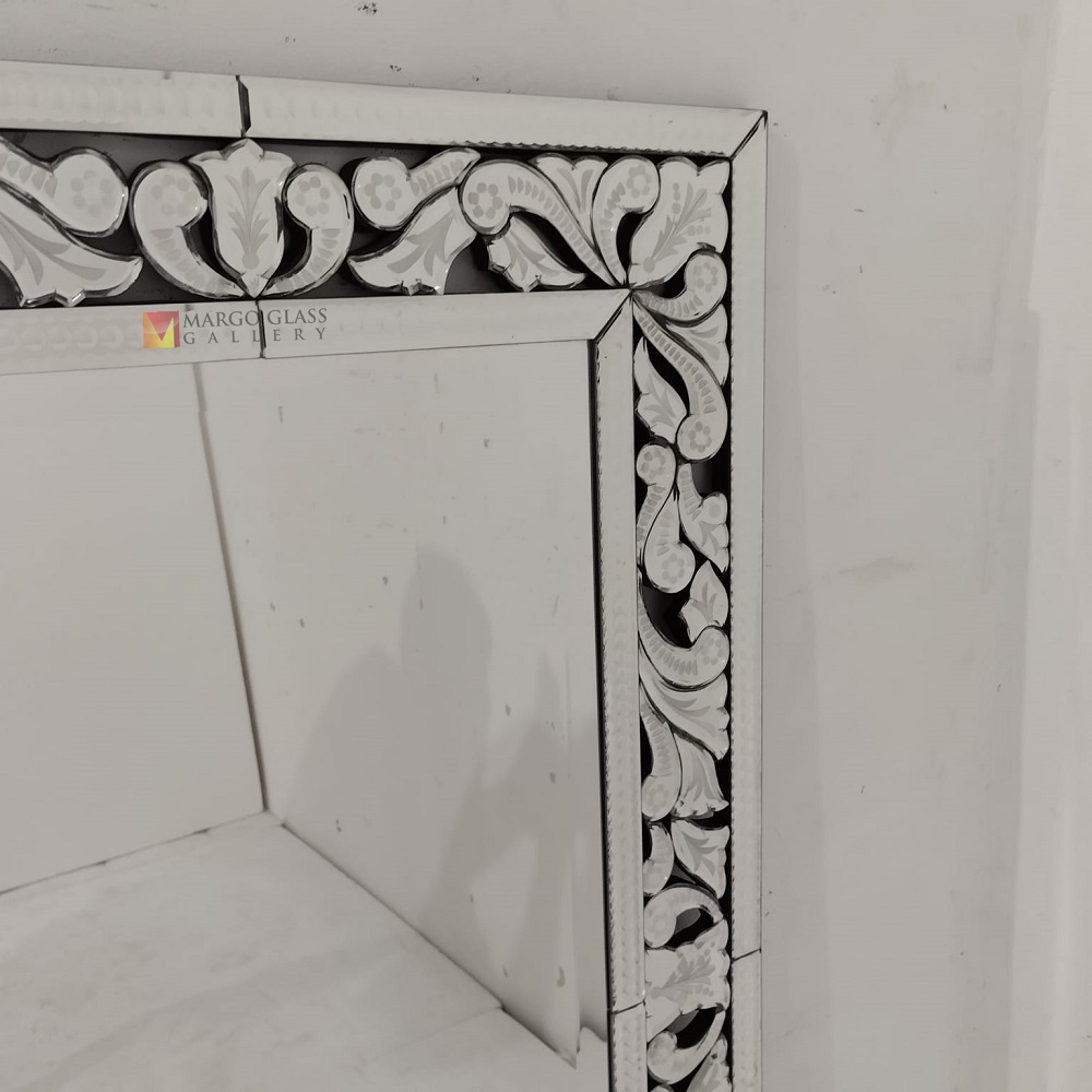 Venetian Mirror Rectangle MG 080135