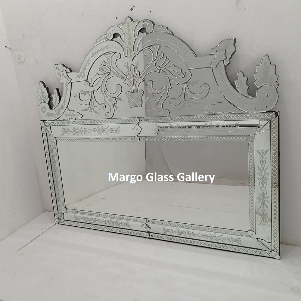 Venetian Mirror Large MG 080099