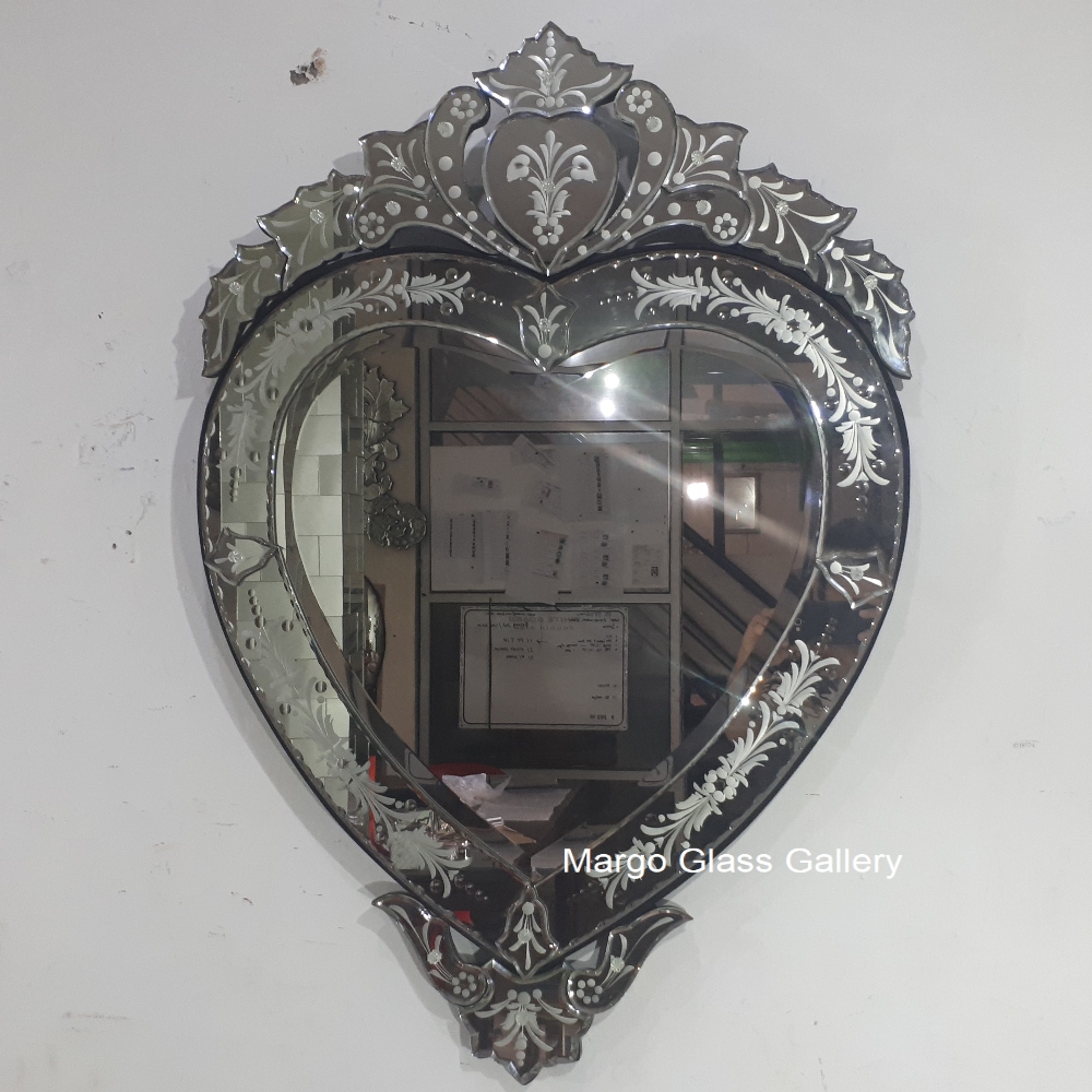 Venetian Mirror Hati MG 080070