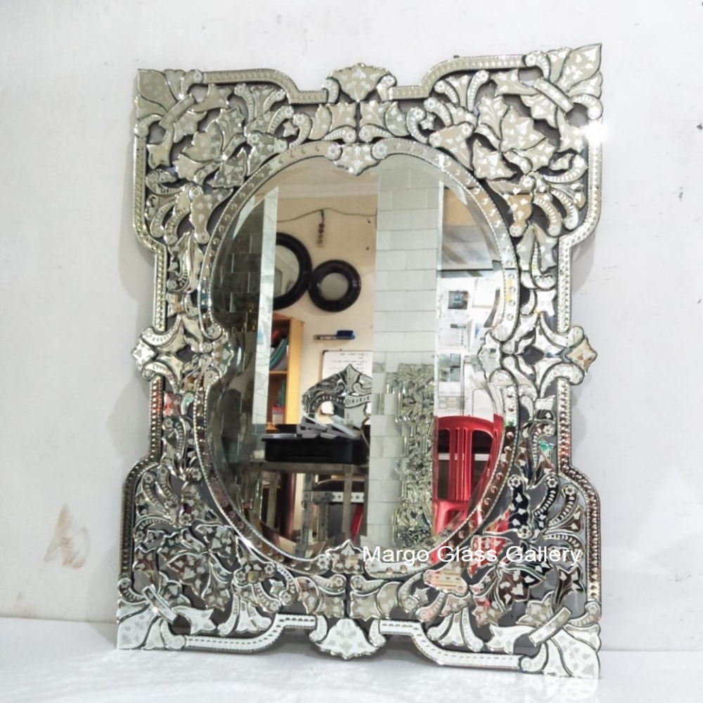 Venetian Mirror Oval Batik MG 080057