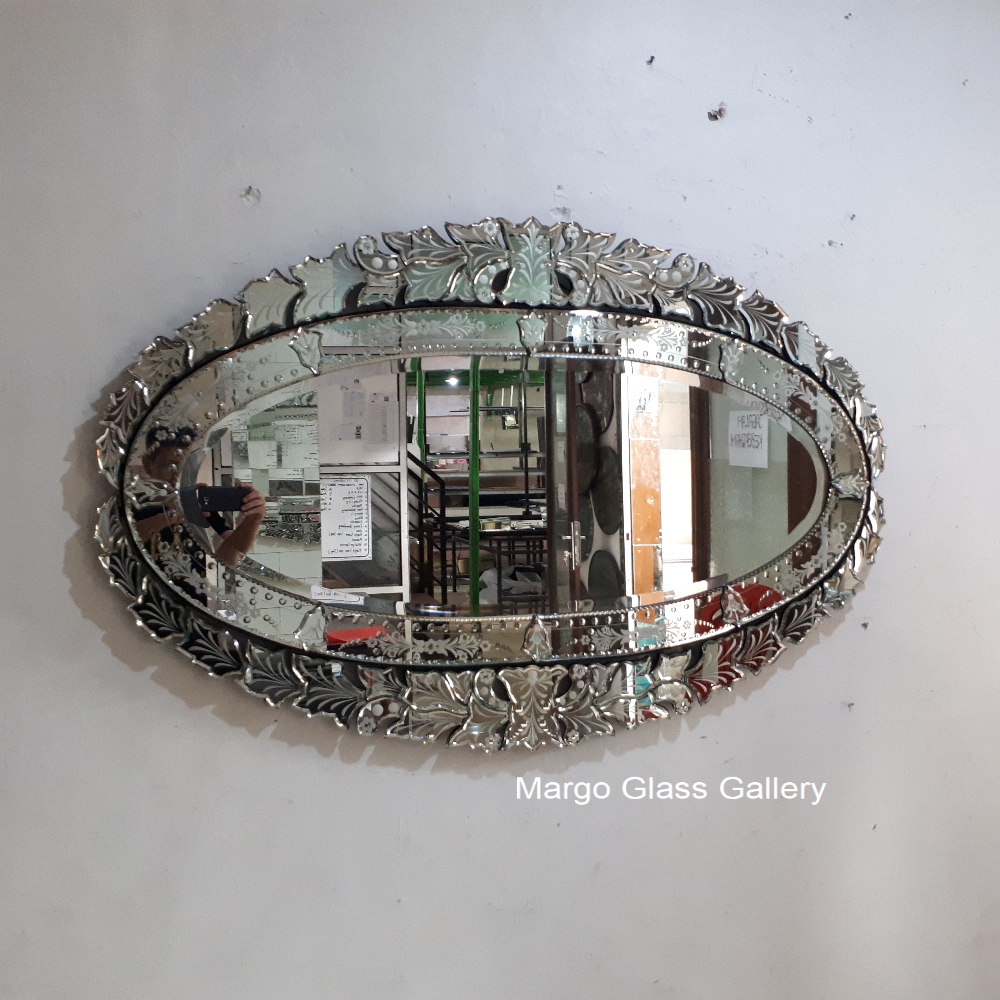 Venetian Mirror Oval MG 080074