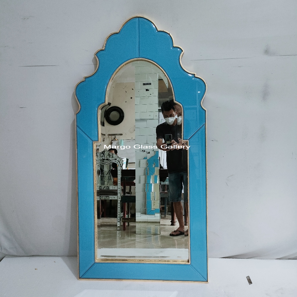 Modern Wall Blue Mirror MG 004665