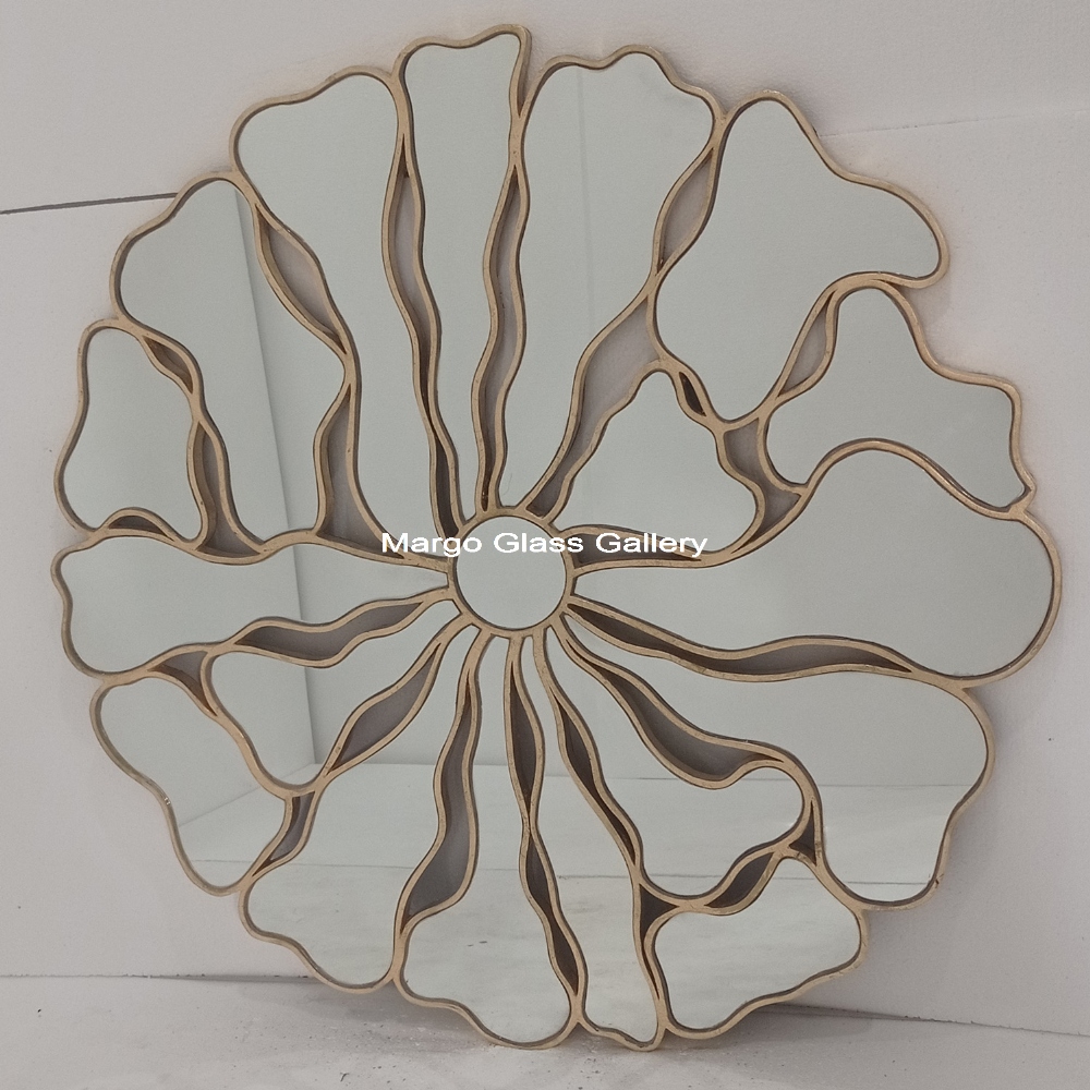 Sunburn Wall Mirror Gold Kanaya MG 004686