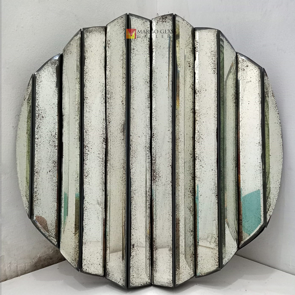 Antique 3D Round Mirror MG 014491