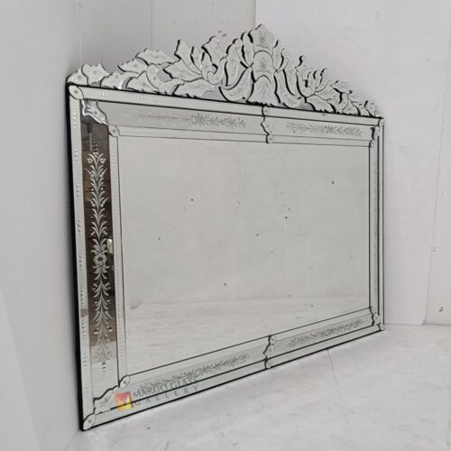 Po Pak Timan Venetian Mirror 180×120 cm – Elegant venetian mirror hand-etched glass with ornate frame handcrafted in Indonesia