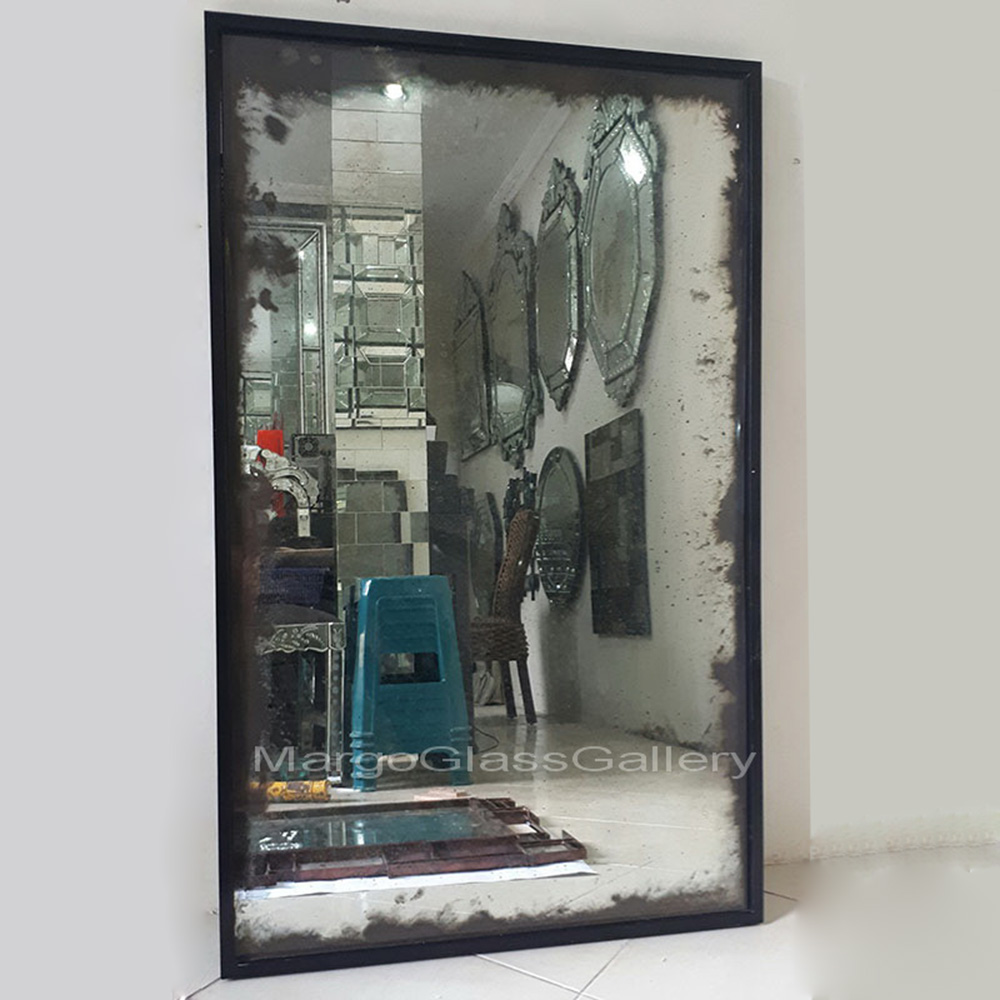 Rectangular Antique Mirror MG 014310