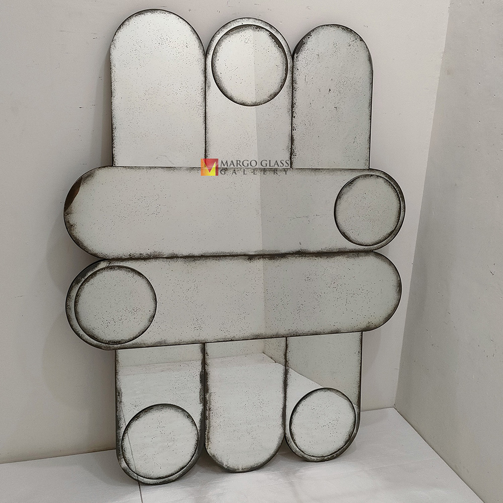 Antique Pill Wall Mirror MG 014500