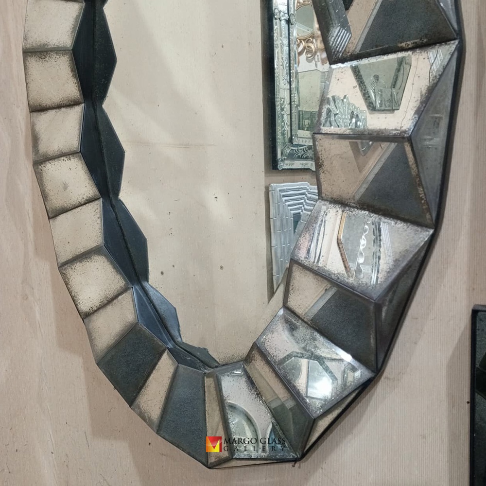 Oval Deco Antique Mirror MG 014545