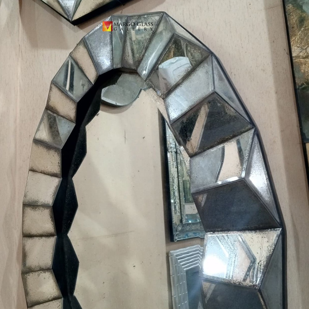 Oval Deco Antique Mirror MG 014545