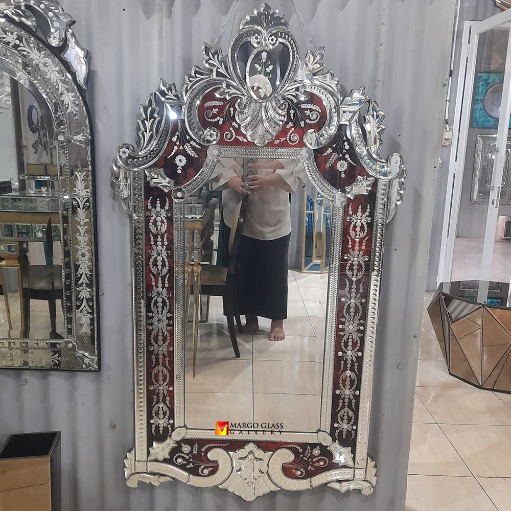 Red Venetian Mirror MG 080146