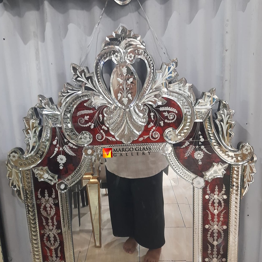 Red Venetian Mirror MG 080146