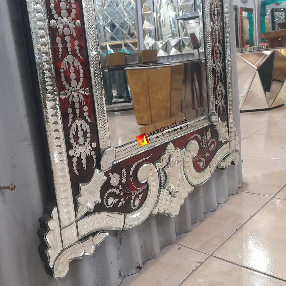 Red Venetian Mirror MG 080146