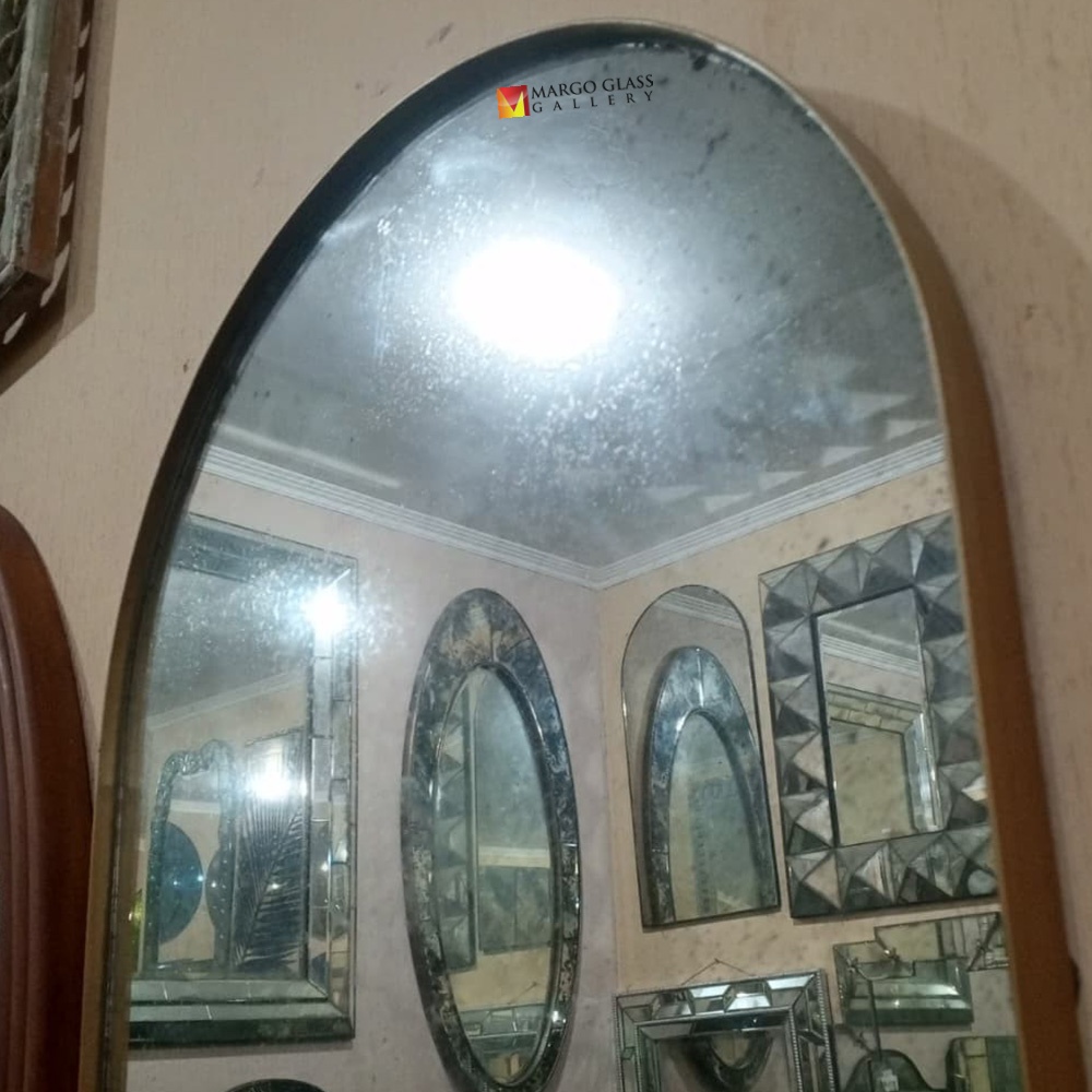 Large Antique Oval Wall Mirror MG 014512

