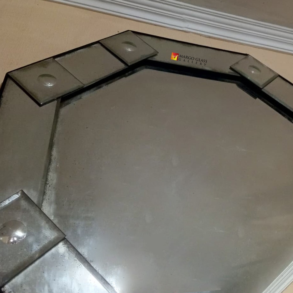 Octagonal Antique Wall Mirror MG 014449
