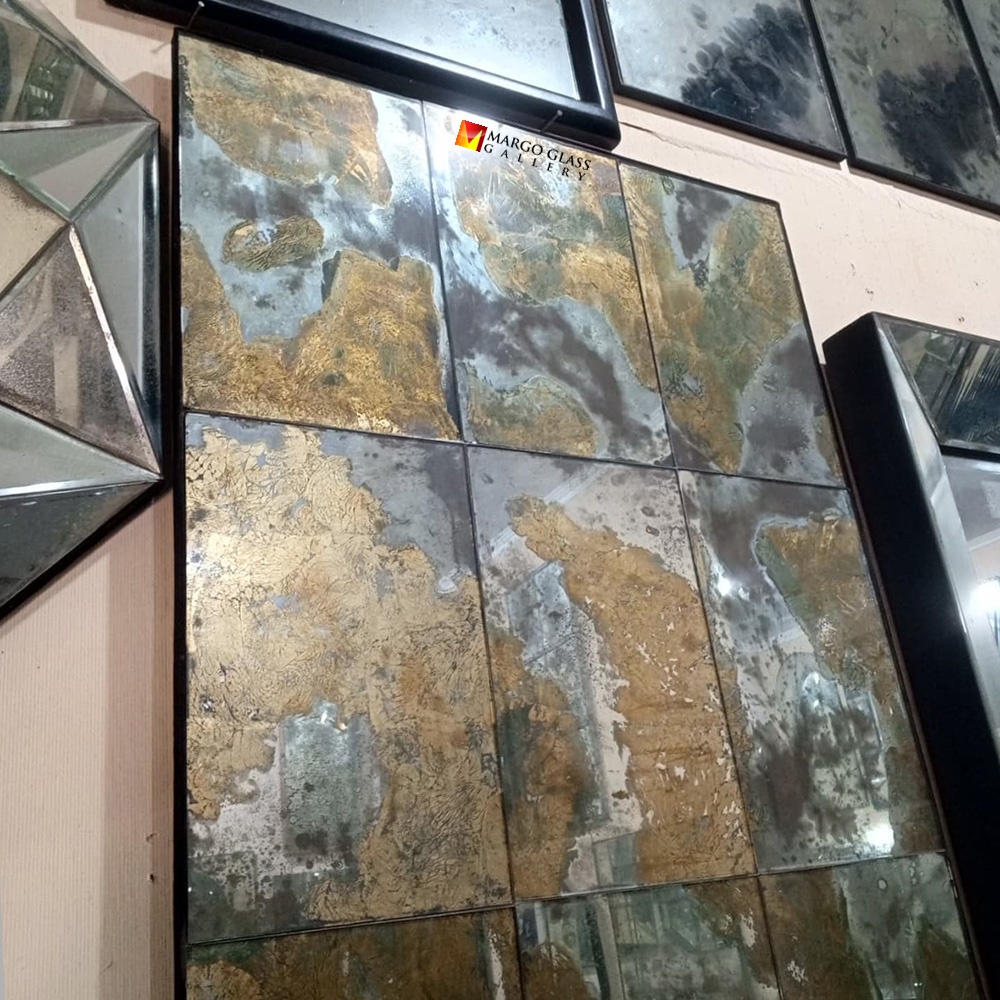 Verre Eglomise Mirror Antique Cannigia MG 018001 