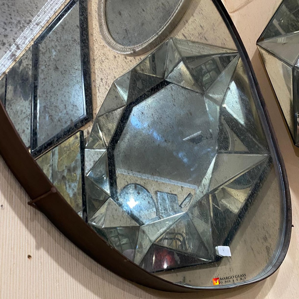 Antique Oval Wall Mirror MG 014511