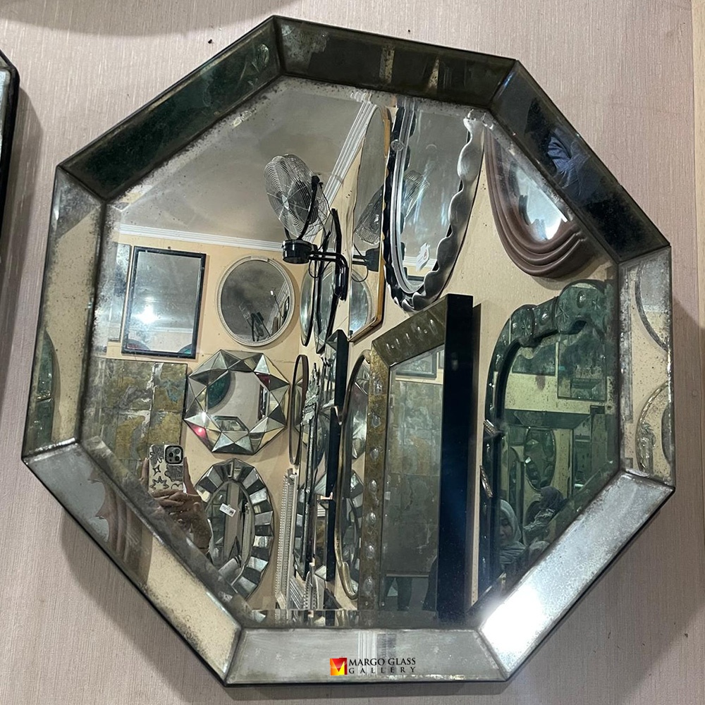 Octagonal Antique Mirror for New Year Resolutions and Reflective Living