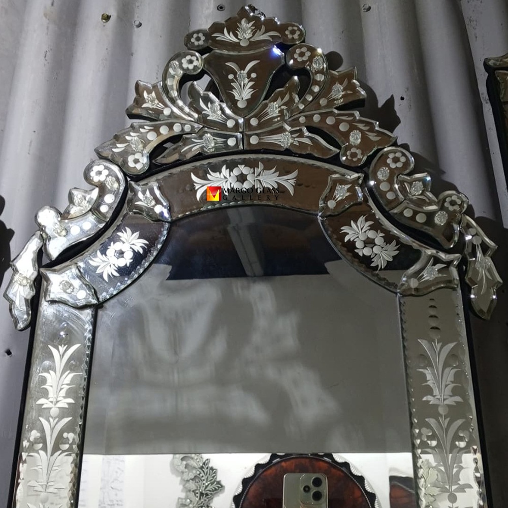 Venetian Mirror MG 001006
