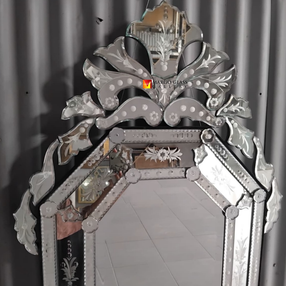 Decorative Venetian Mirror Octagon MG 080043