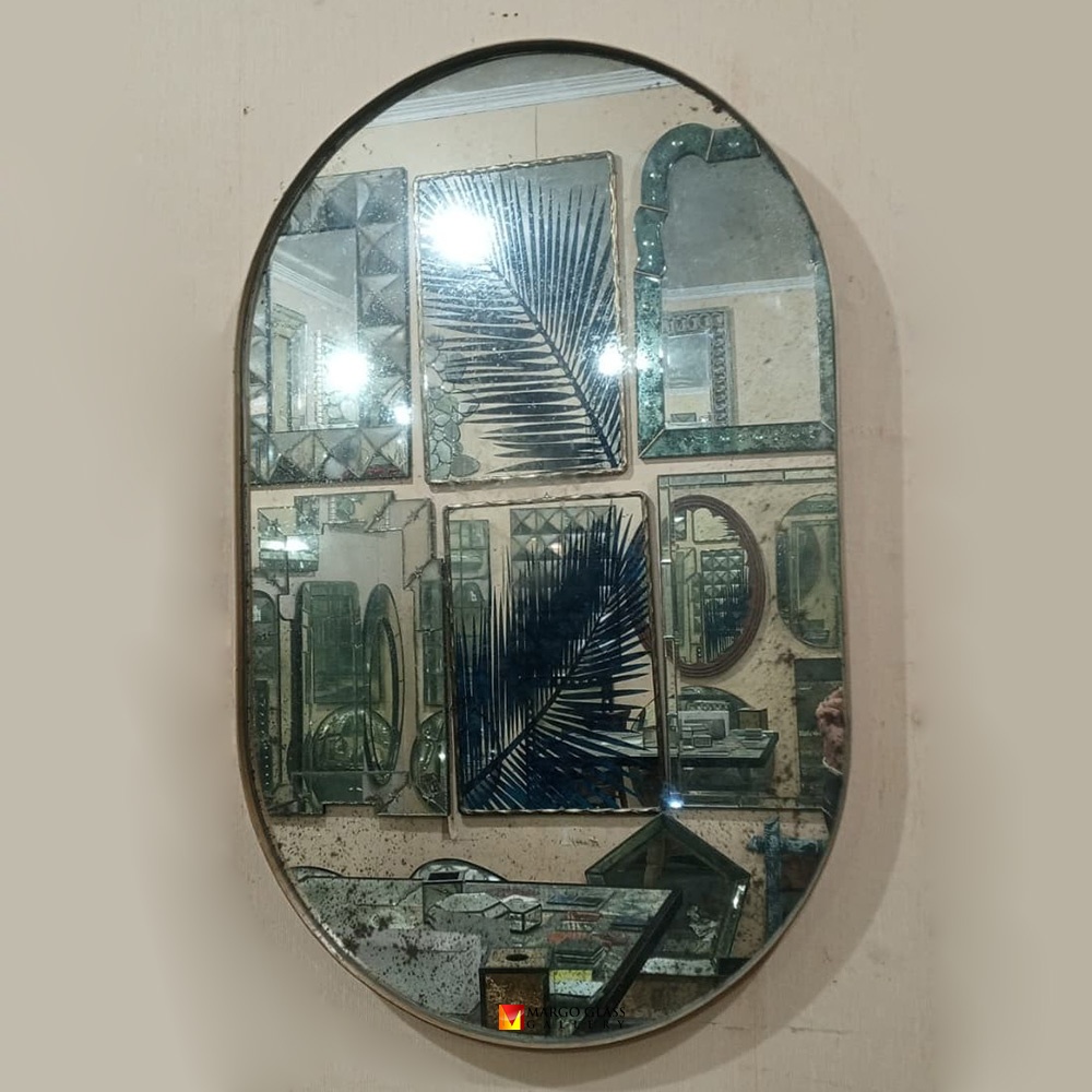 Large Antique Oval Wall Mirror MG 014512