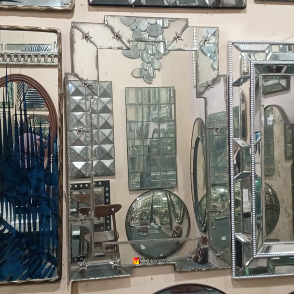 Motted Antique Mirror as a Quiet Anchor in the Era of Soft Brutalism