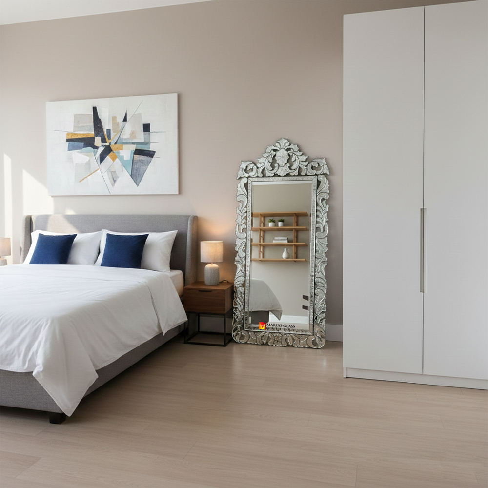 Venetian Glass Mirror Standing MG 080133
