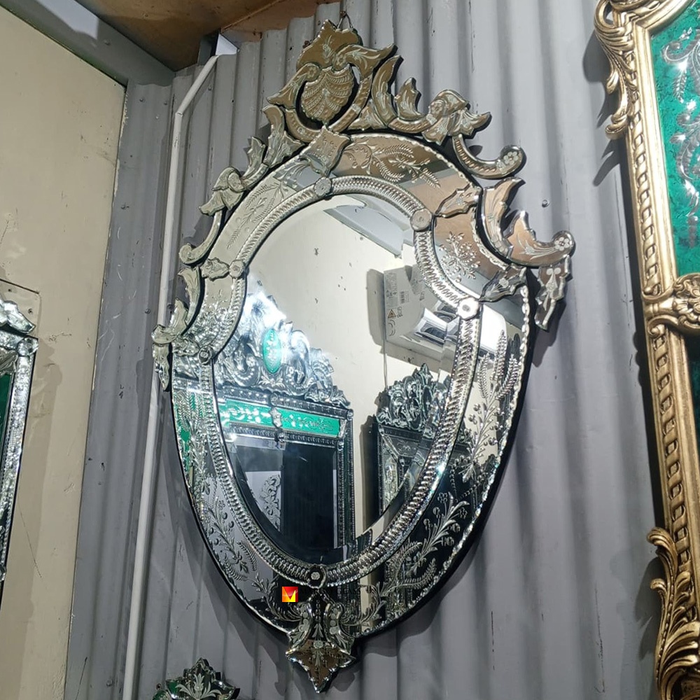Venetian Mirror Vedette Oval MG 001130