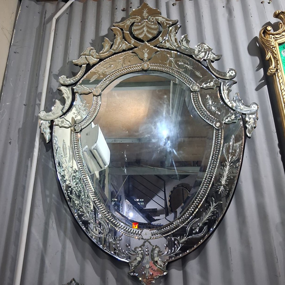 Venetian Mirror Vedette Oval MG 001130