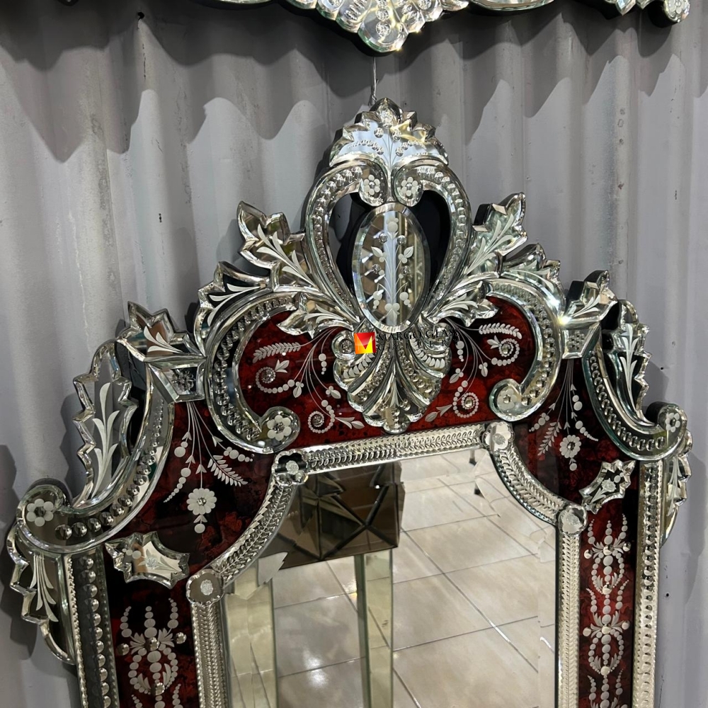 Red Venetian Mirror MG 080146