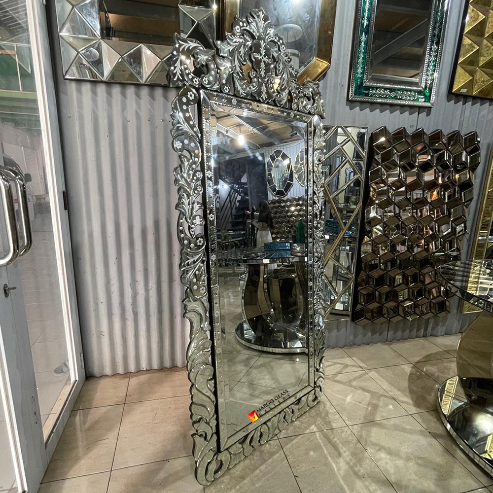 Venetian Glass Mirror Standing MG 080133