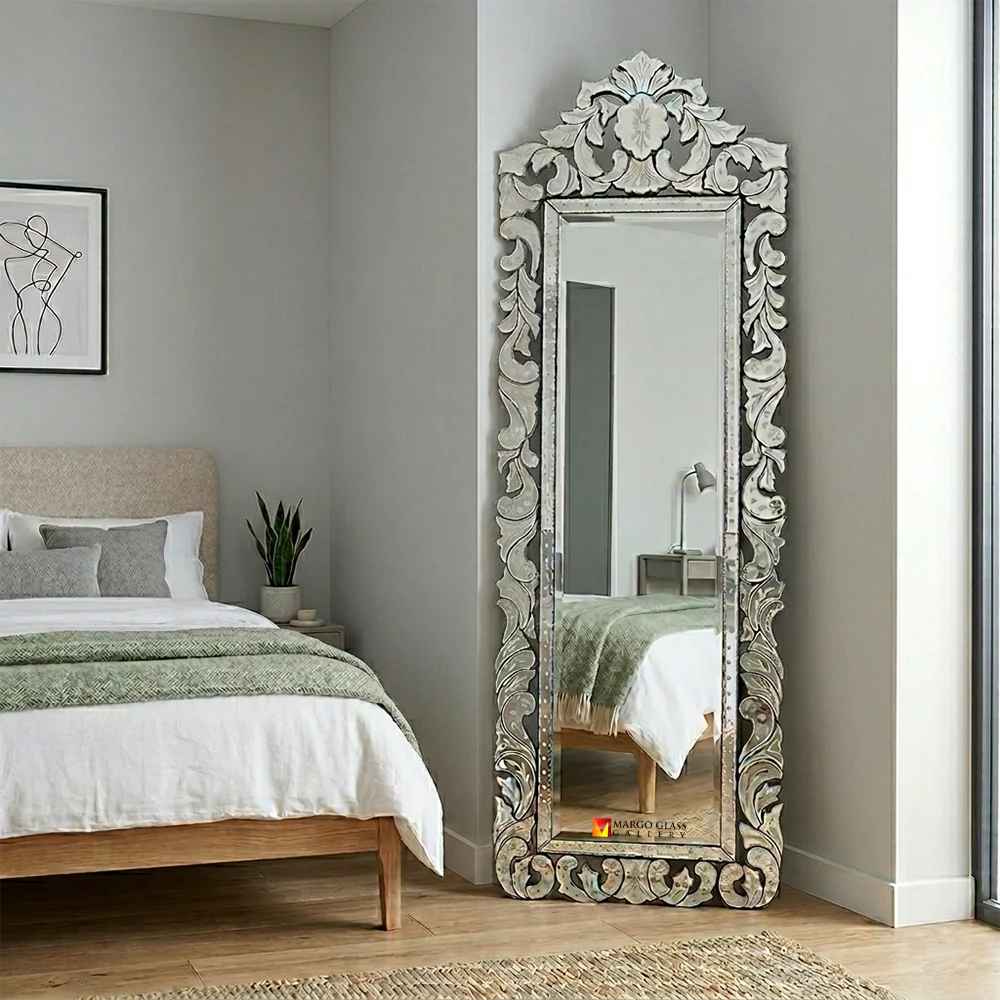 Venetian Glass Mirror Standing MG 080133
