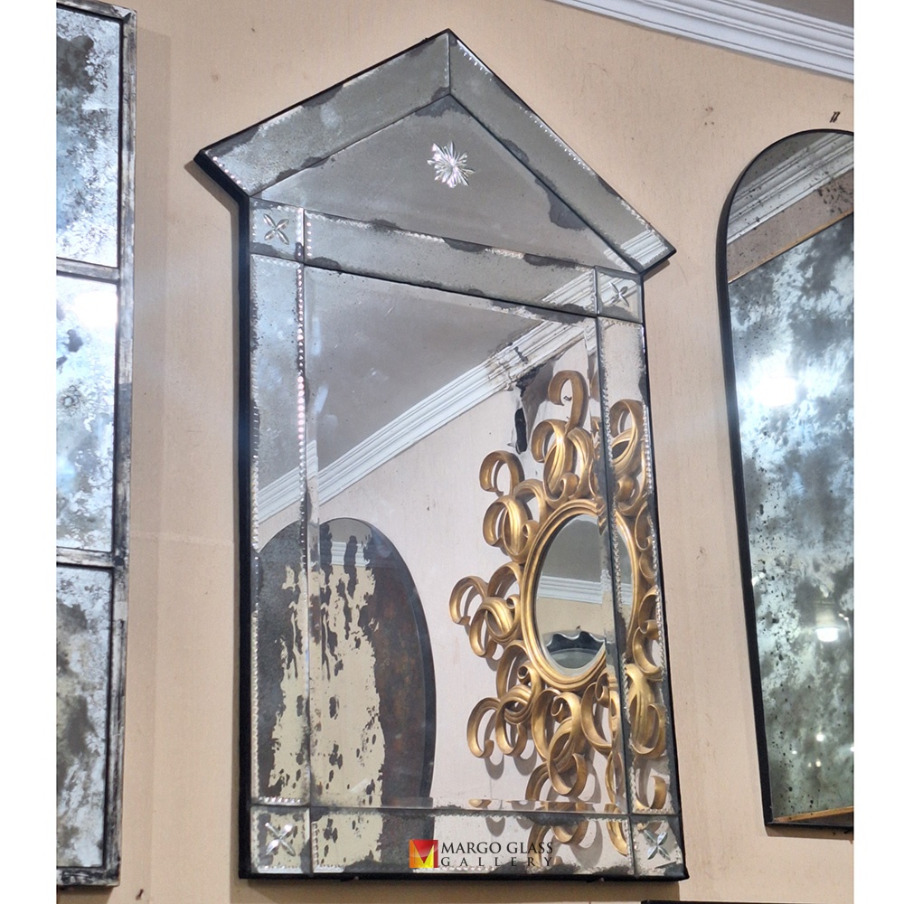 Antiqued Mirror Start MG 014324
