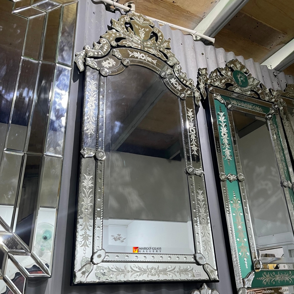 Venetian Mirror MG 001006
