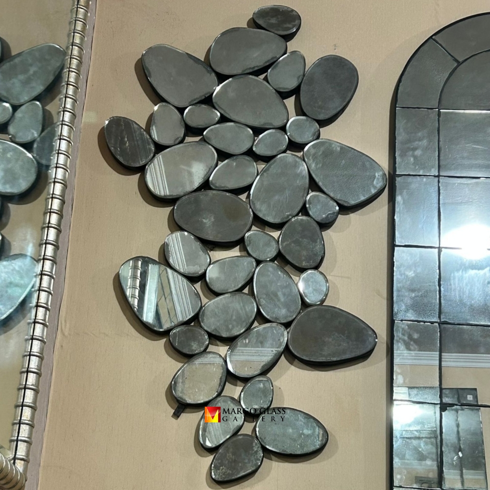 Antique Mirror, 5 Elegant Reasons It Symbolizes Prestige in Indian Culture