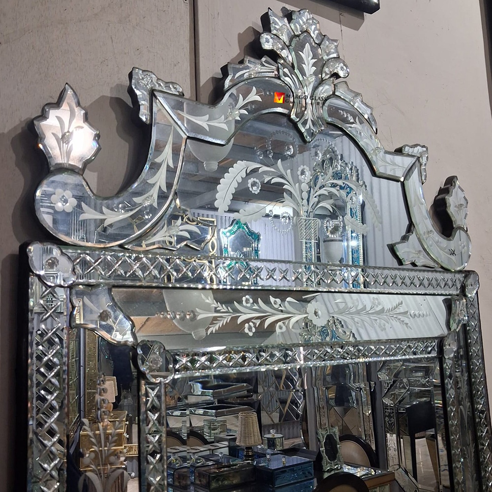 Venetian Mirror Square Olga MG 080053
