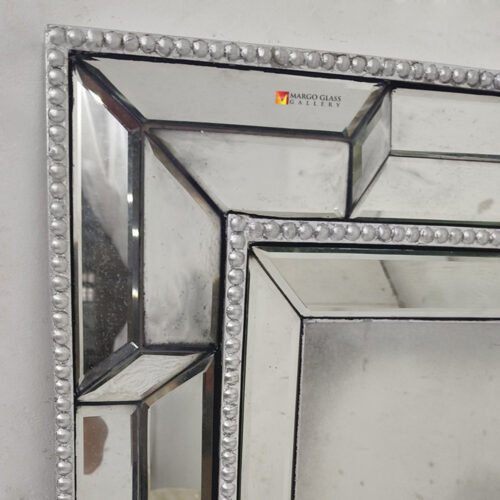 Rectangle Antique Wall Mirror With Silver Beaded MG 014555
