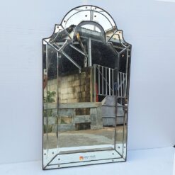 Antique Wall Mirror MG 014563