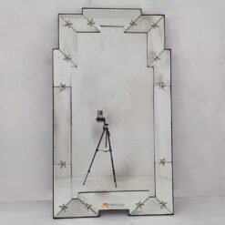 Antique Mirror With Star Navaris MG 014566