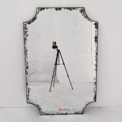Antique Wall Mirror MG 014573