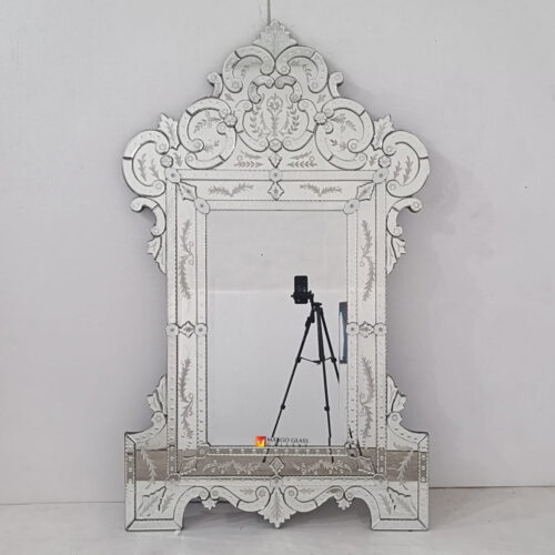 Venetian Mirror French Edged Frari MG 080171